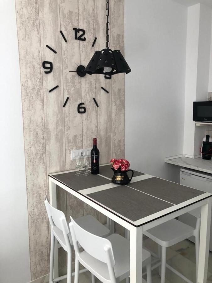 Allo Apartments "Real Escuela" Centro Loft Χέρεζ Εξωτερικό φωτογραφία